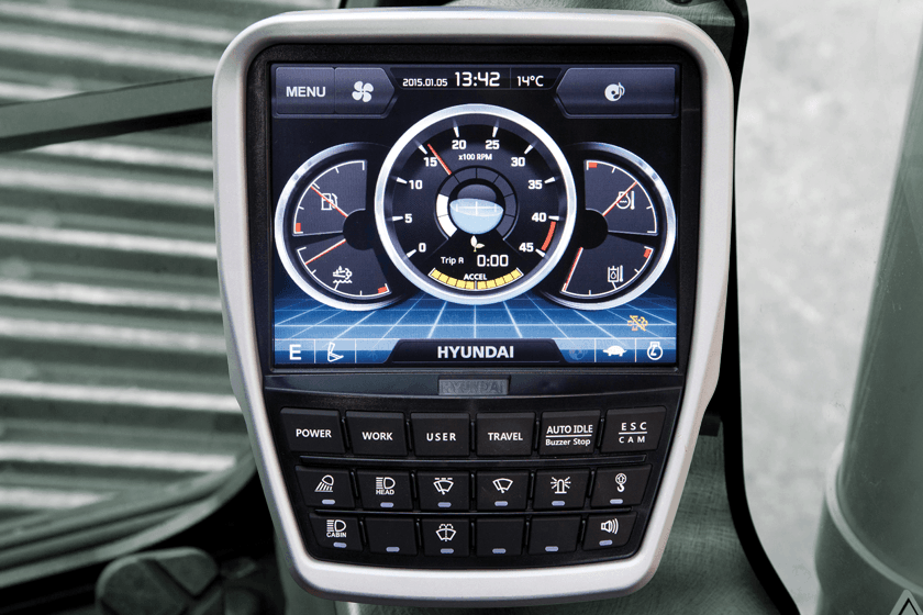 The Hyundai HX140L Cabin Monitor is shown.